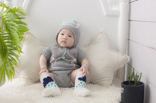 枣庄宝宝几个月可以把尿